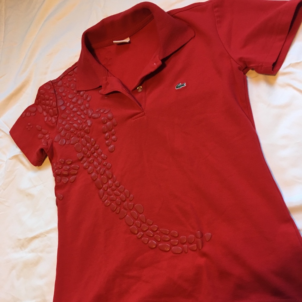 Lacoste Polo❤️🐊
‼️Price Dropped‼️